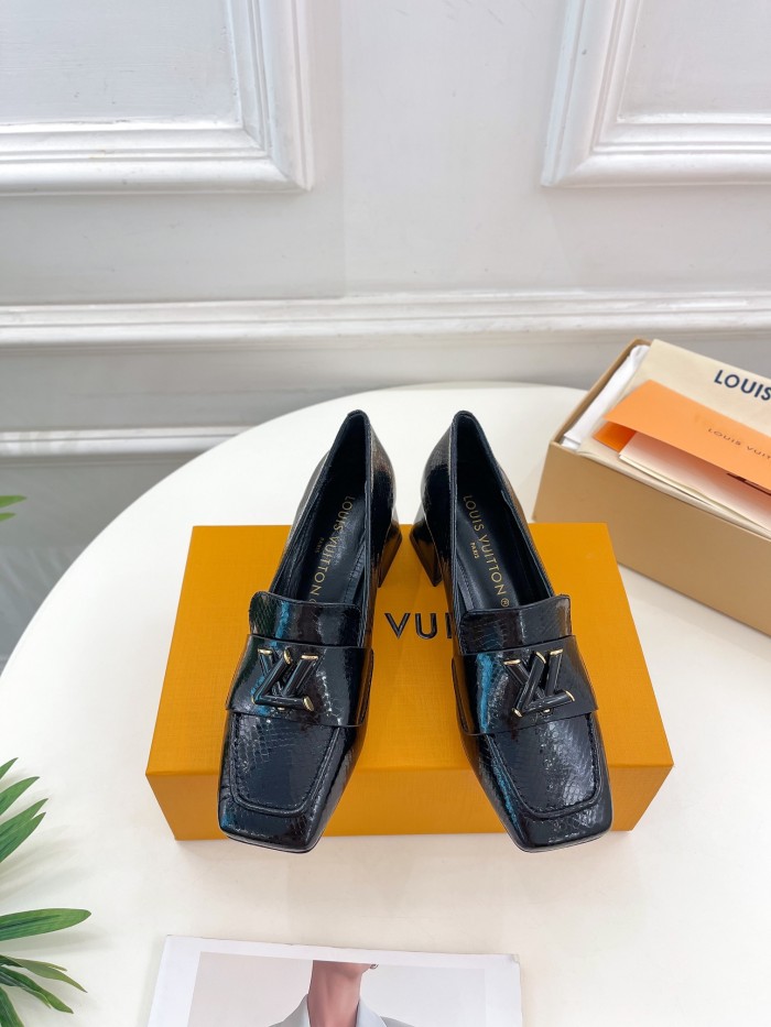 LV shoes 015 XM043