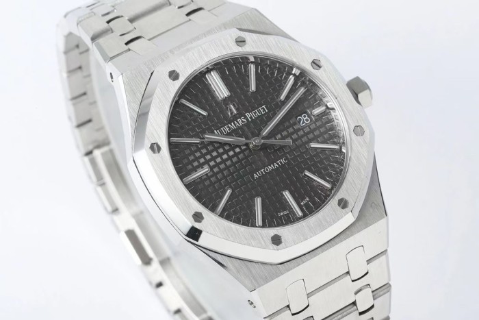 Audemars Piguet ROYAL OAK 15400 41mm