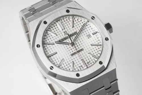 Audemars Piguet ROYAL OAK 15400 41mm
