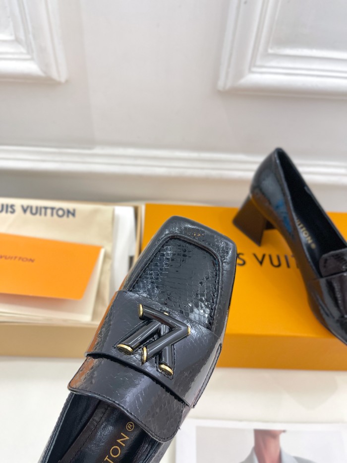 LV shoes 015 XM043