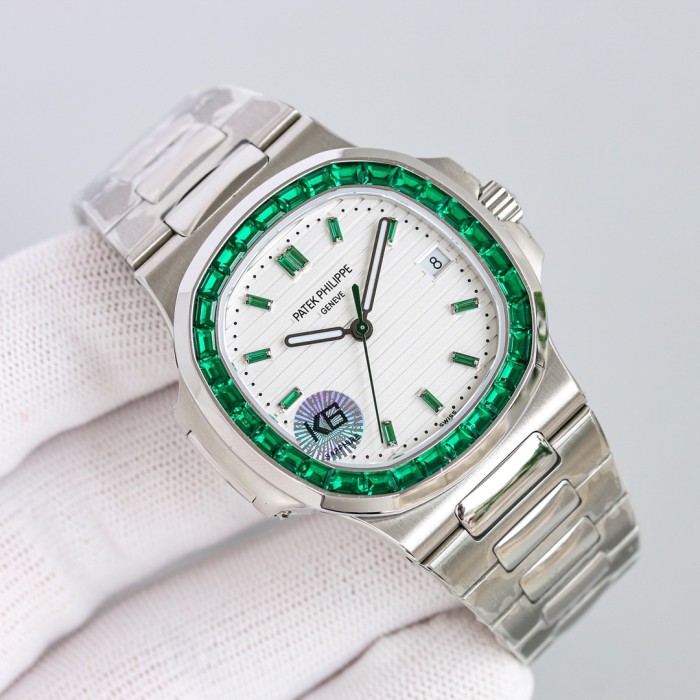 PATEK PHILIPPE NAUTILUS 5711 40mm