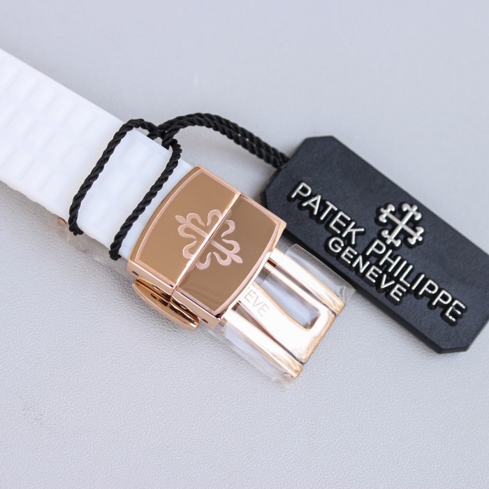 PATEK PHILIPPE AQUANAUT 5072 35.6mm