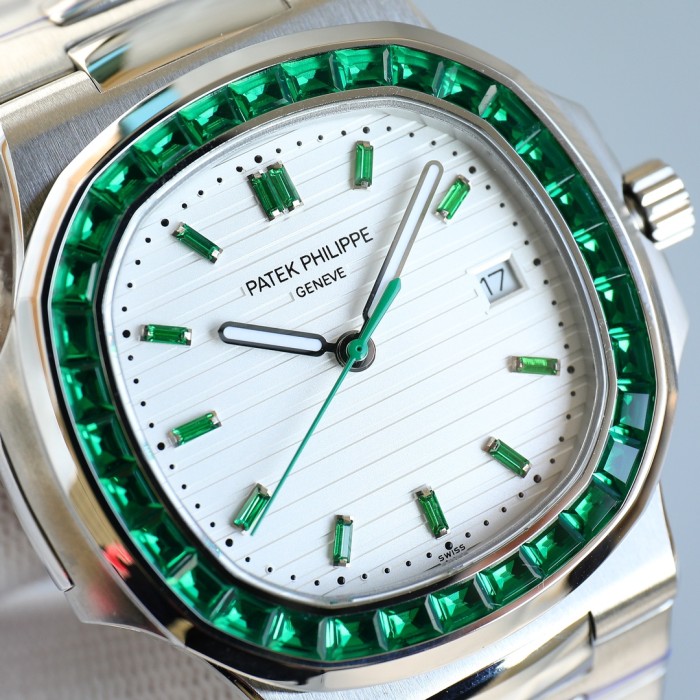 PATEK PHILIPPE NAUTILUS 5711 40mm