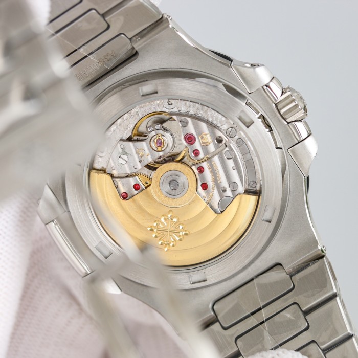 PATEK PHILIPPE NAUTILUS 5711 40mm