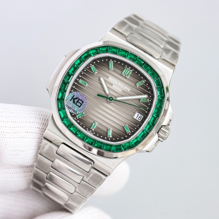 PATEK PHILIPPE NAUTILUS 5711 40mm