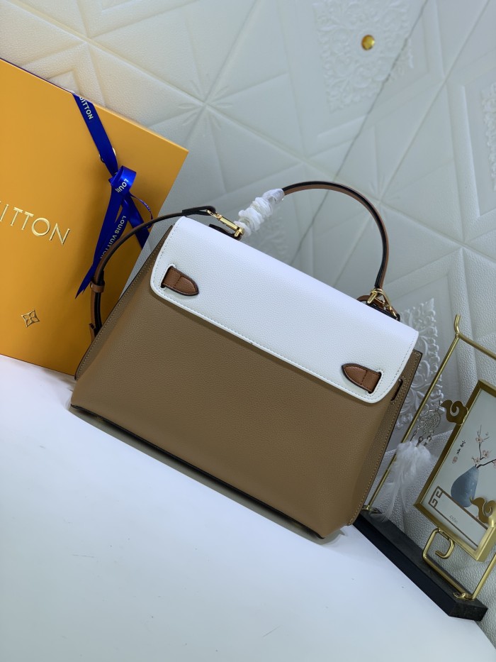 LV Lockme Ever Bag M51395 LM061 31cm