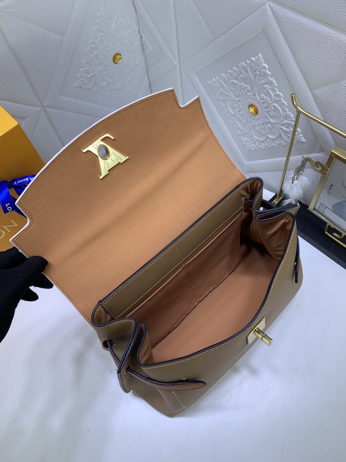 LV Lockme Ever Bag M51395 LM061 31cm