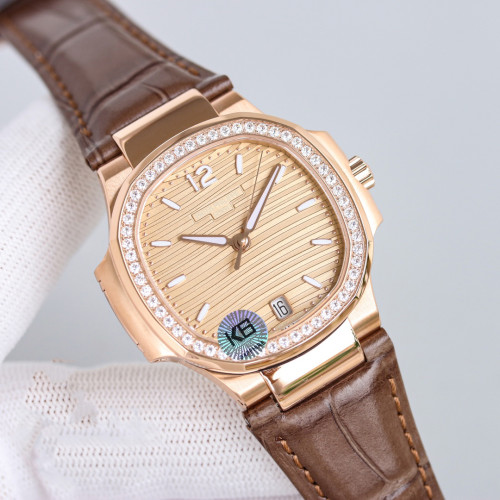 PATEK PHILIPPE NAUTILUS 7118 35.2mm