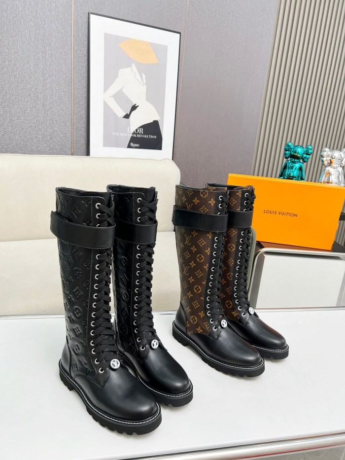 LV 005 boots XM093