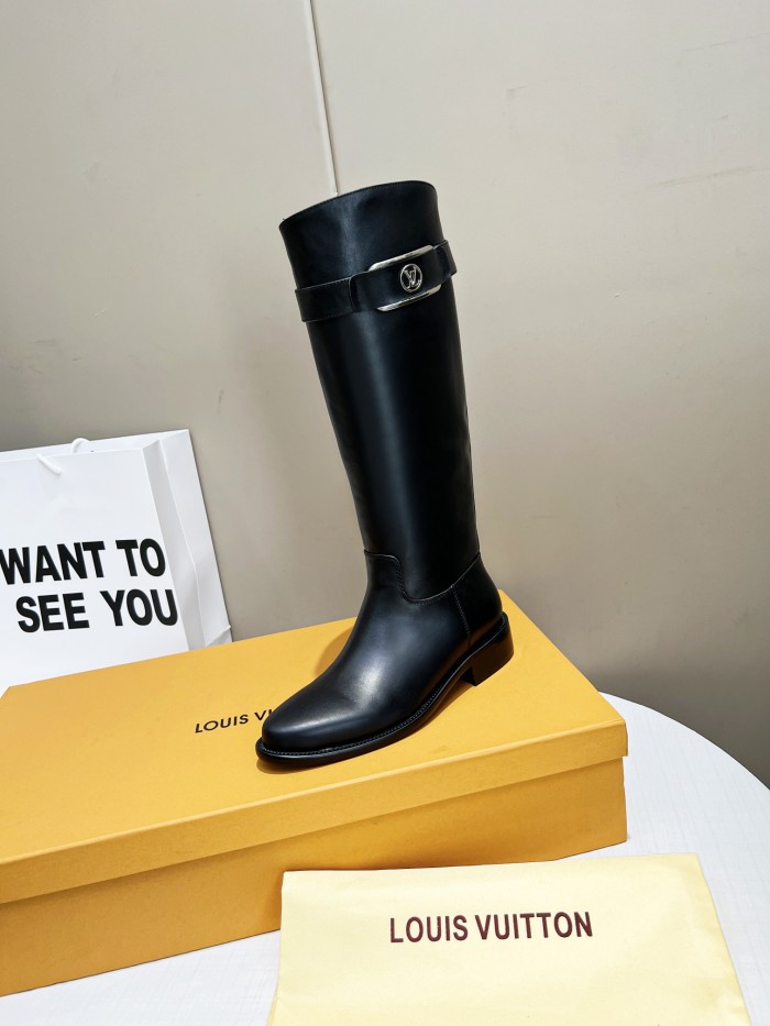 LV 004 boots XM093