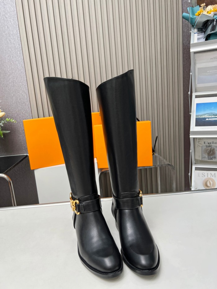 LV 007 boots XM024