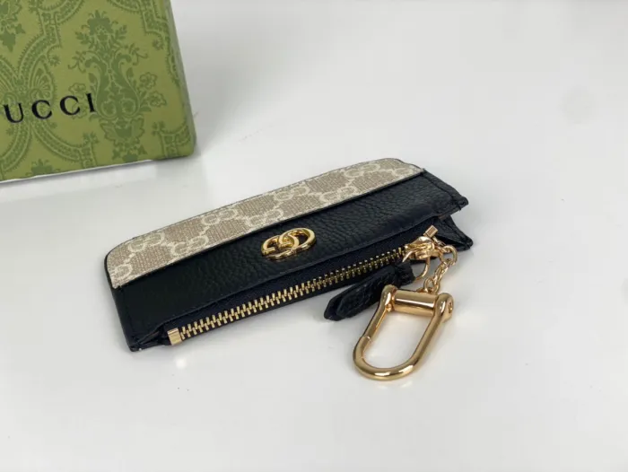 Gucci Zipper Card holder 701070 LM06 12.5cm