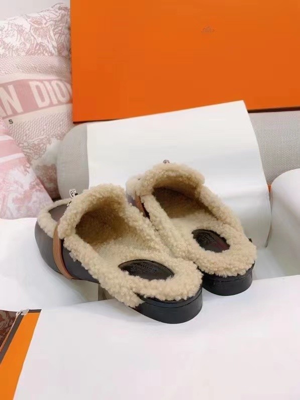 Hermes shoes 020 XM023