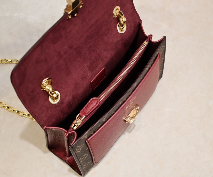 LV Victoire Chain Bag M41731 LM002 27cm