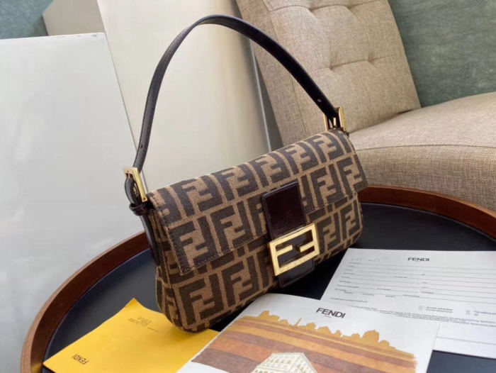 Fendi Baguette Bag 8009 LM071 26cm