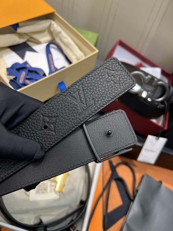 LV Belt 017 4cm