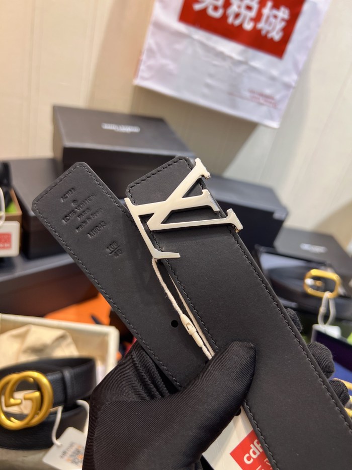LV Belt 015 4cm