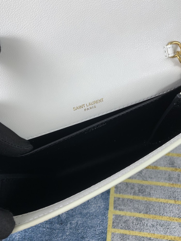 YSL Uptown Chain Wallet 6077881 LM011 19cm