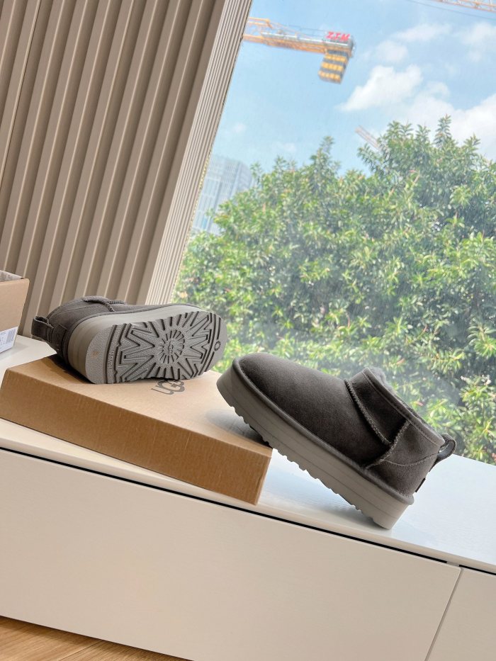 UGG Casual Shoes 005 XM091