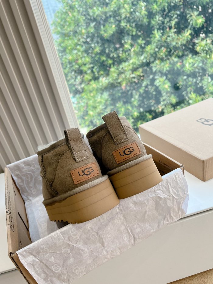 UGG Casual Shoes 005 XM091