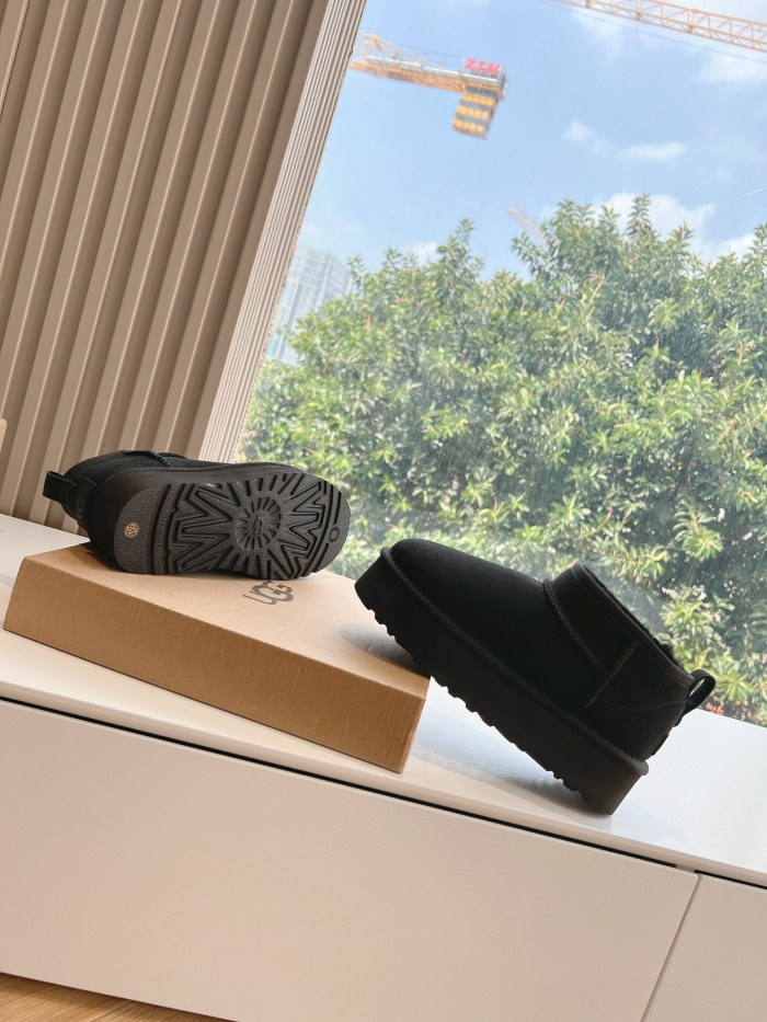 UGG Casual Shoes 005 XM091