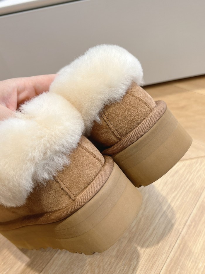 UGG Casual Shoes 006 XM052