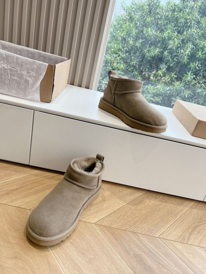UGG Casual Shoes 004 XM081