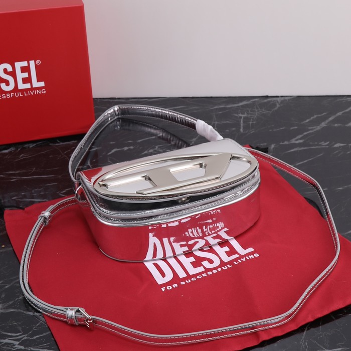 Diesel 1DR Shoulder Bag 521 LM09 20cm