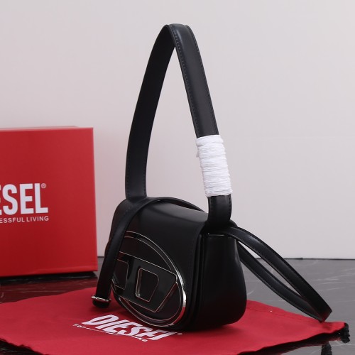 Diesel 1DR Shoulder Bag 521 LM09 20cm