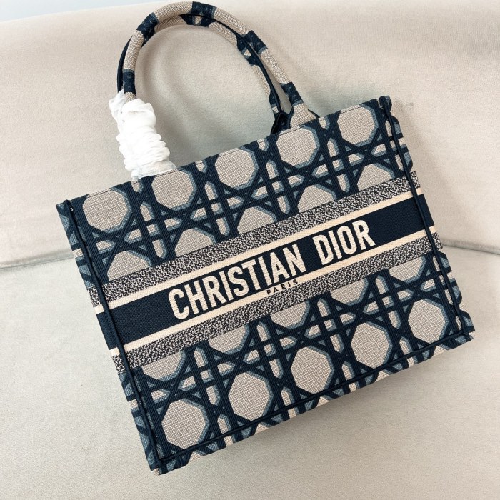 High quality Medium Dior Book Tote 1296 DLAM022 36cm
