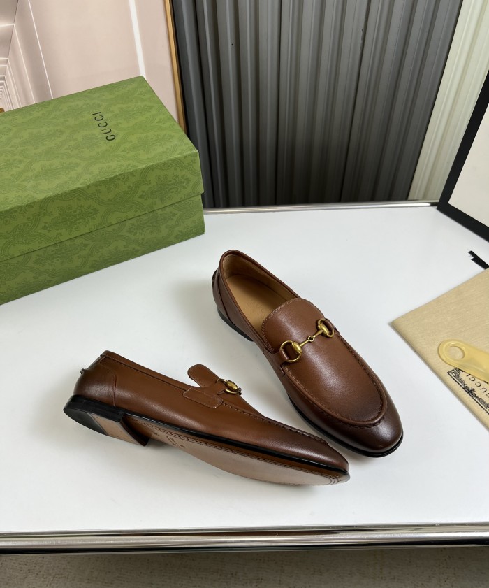 Gucci 023 Casual shoes XM053