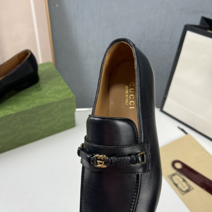 Gucci 027 Casual shoes XM053