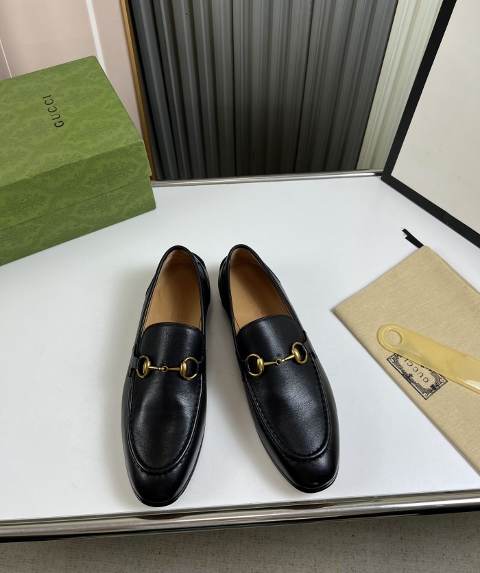 Gucci 023 Casual shoes XM053