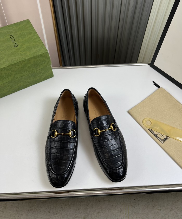 Gucci 029 Casual shoes XM053