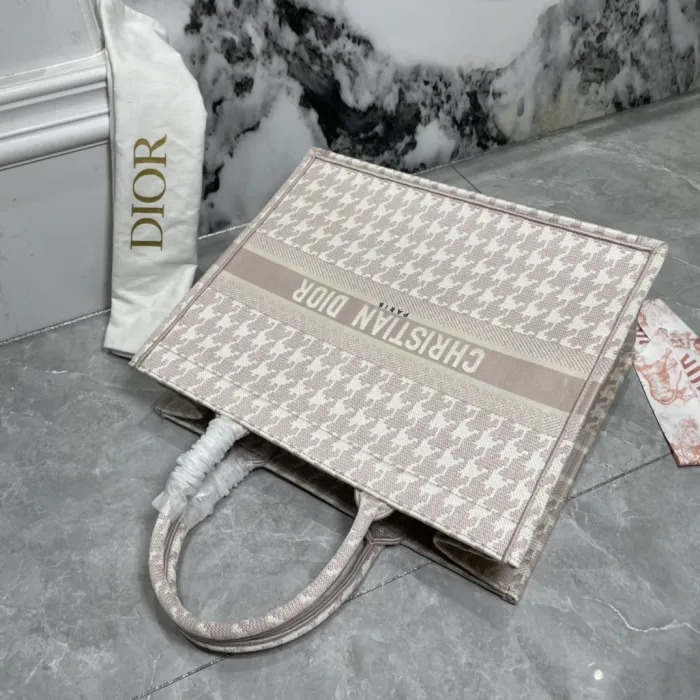 High quality  Large Dior Book Tote 0175 XB042 42cm