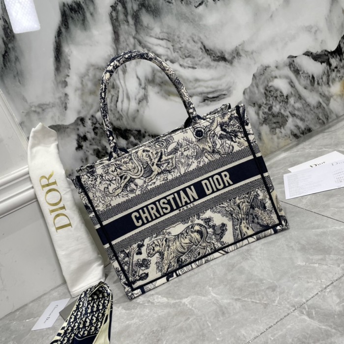 High quality Medium Dior Book Tote 0175 XB022 36cm