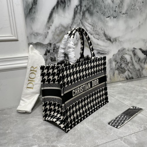 High quality Medium Dior Book Tote 0175 XB022 36cm