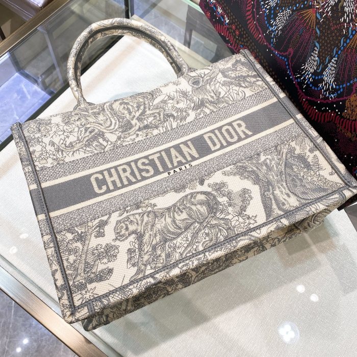 High quality Medium Dior Book Tote 1296 DLAM022 36cm