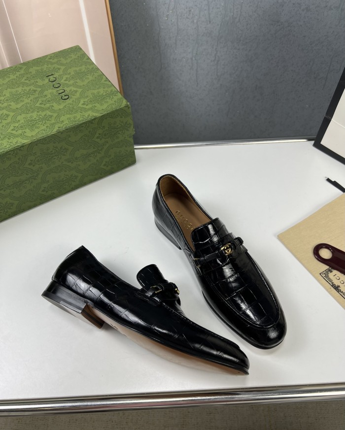 Gucci 025 Casual shoes XM053