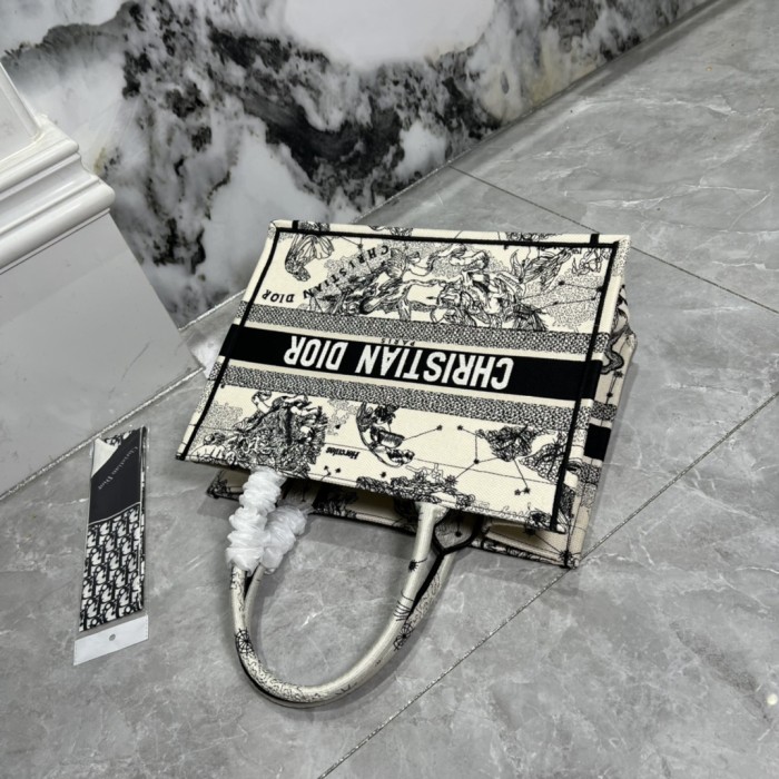 High quality Medium Dior Book Tote 0175 XB022 36cm