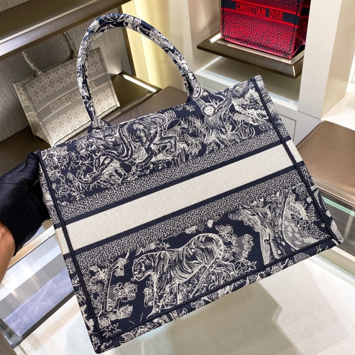 High quality Medium Dior Book Tote 1296 DLAM022 36cm