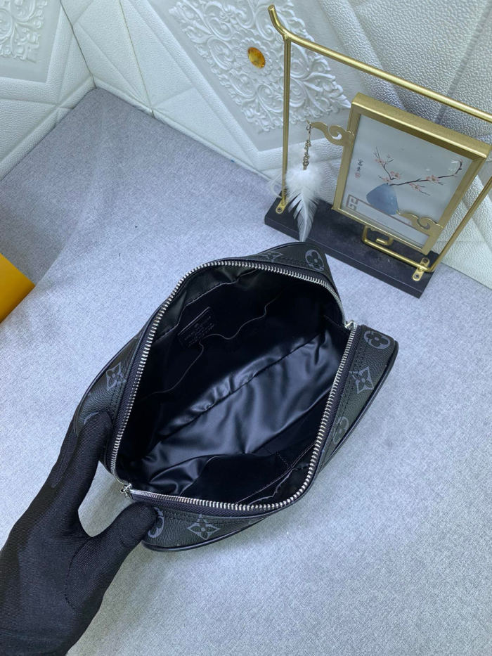 Louis Vuitton Toiletry Pouch M43383 LM001 26cm