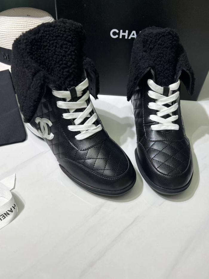 Chanel 022 Casual shoes XM053