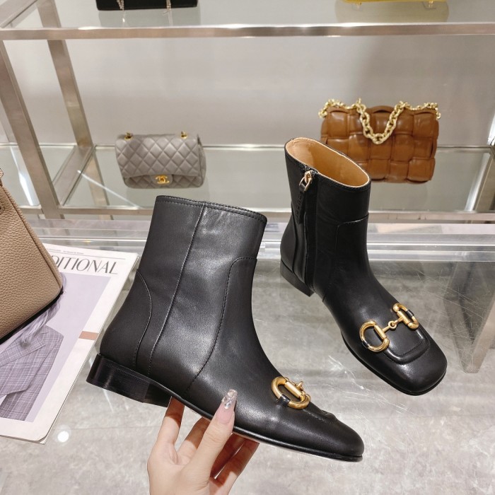 Gucci 019 boots XM082023