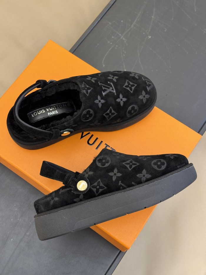 LV shoes 018 XM023