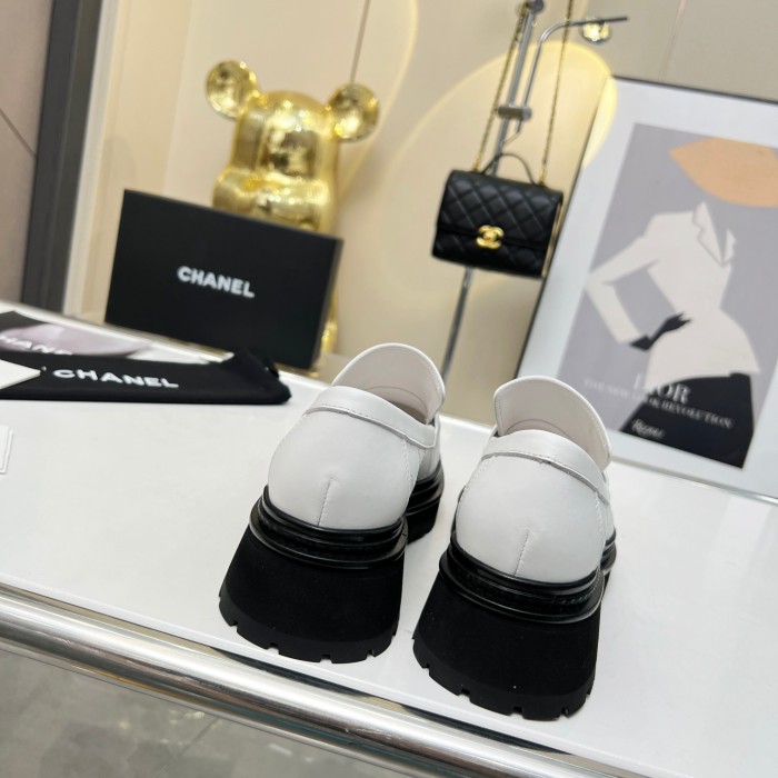 Chanel 024 Casual shoes XM033