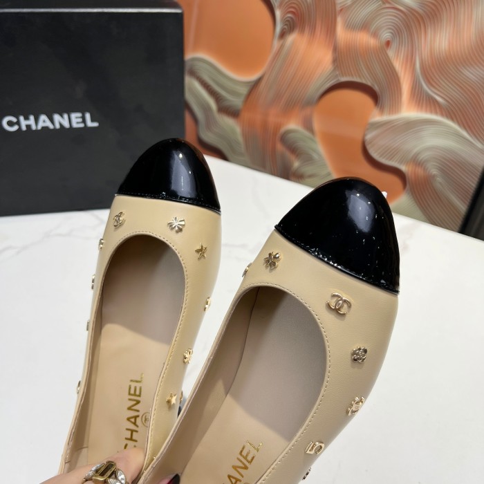 Chanel 023 Casual shoes XM053
