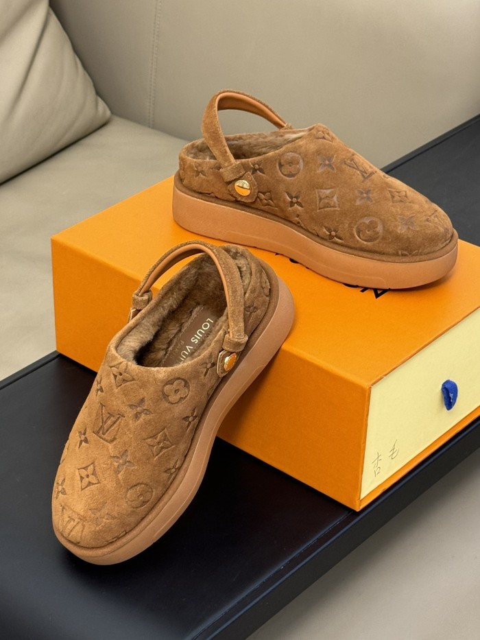 LV shoes 018 XM023
