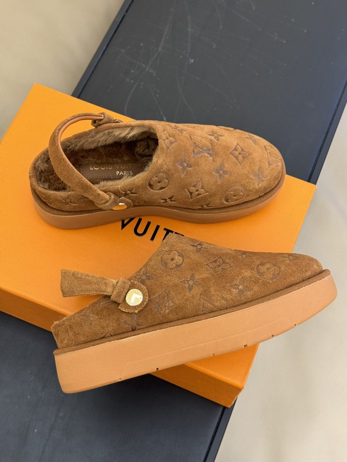 LV shoes 018 XM023