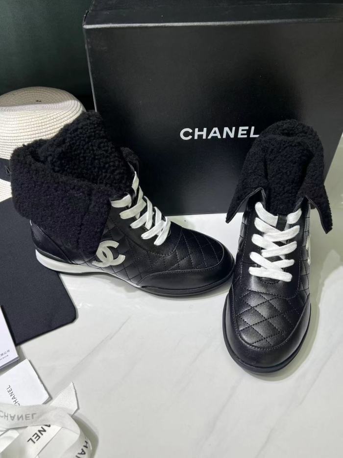 Chanel 022 Casual shoes XM053